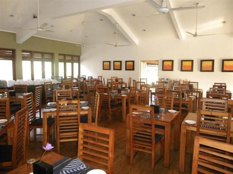 Mermaid Hotel & Club Kalutara Exterior foto