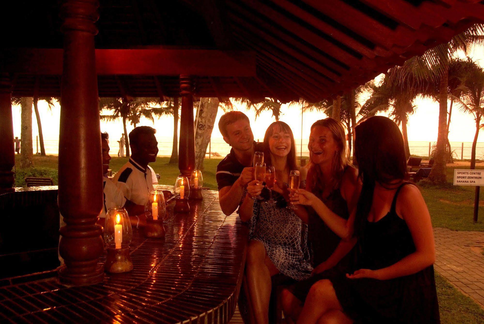 Mermaid Hotel & Club Kalutara Exterior foto
